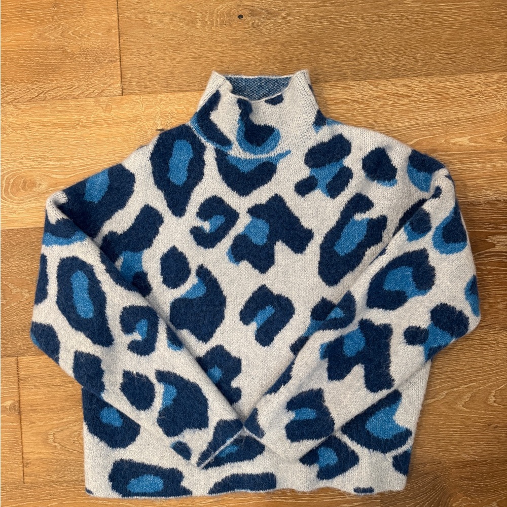 Zara Blue Leopard Print Turtleneck Sweater